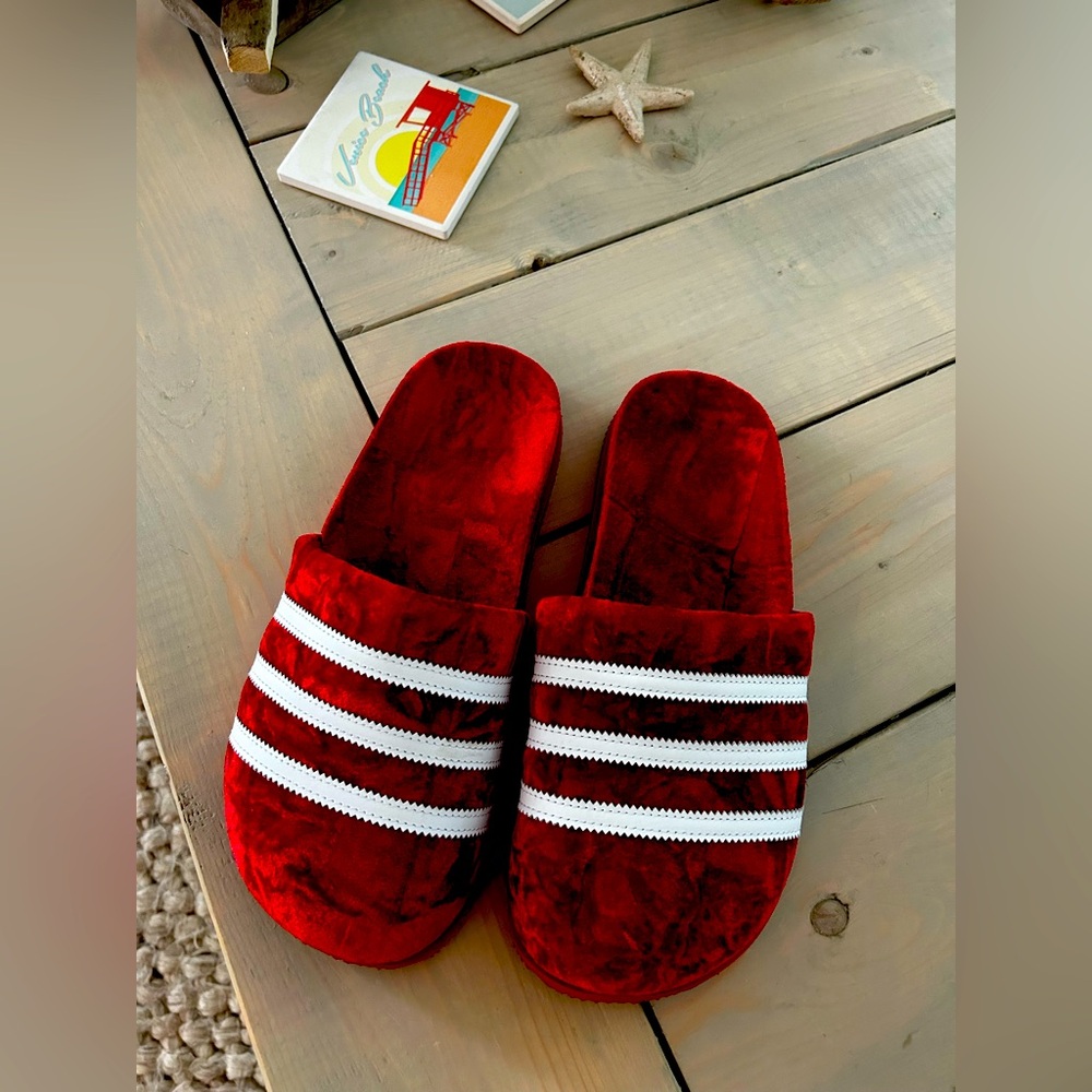 Adidas slipper shoes